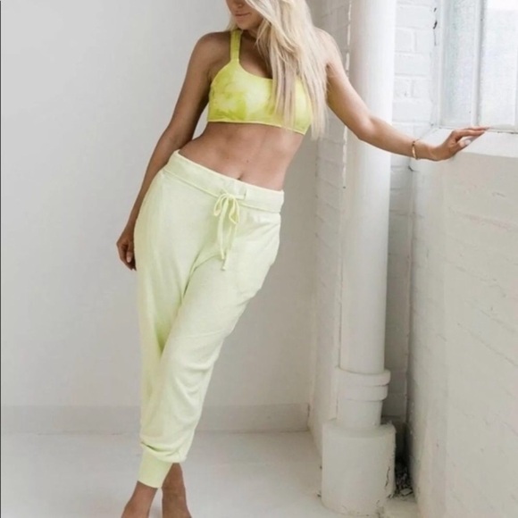 Free People M Terry Radiant Joggers Drawstring Lime 0383 terrycloth green yellow - Picture 2 of 12